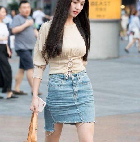 街拍网红吃瓜视频大全下载,揭秘热门视频背后的故事 第2张 街拍网红吃瓜视频大全下载,揭秘热门视频背后的故事 第2张